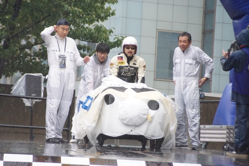 レッドブル・ボックスカート・レース 優勝 Fischer’s　水溜りボンド