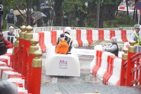 レッドブル・ボックスカート・レース 優勝 Fischer’s　水溜りボンド