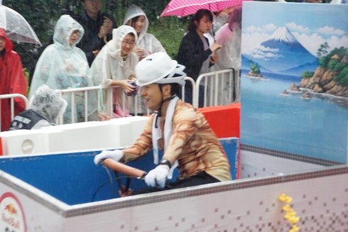 レッドブル・ボックスカート・レース 優勝 Fischer’s　水溜りボンド