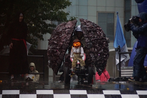 レッドブル・ボックスカート・レース 優勝 Fischer’s　水溜りボンド