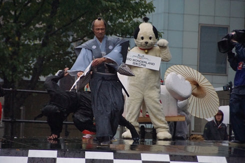 レッドブル・ボックスカート・レース 優勝 Fischer’s　水溜りボンド