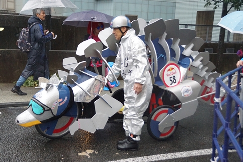 レッドブル・ボックスカート・レース 優勝 Fischer’s　水溜りボンド