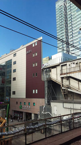 JR秋葉原駅ハリボテ説