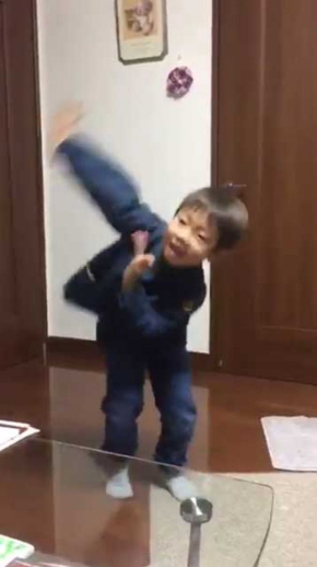 バブリーダンス 子ども かわいい キレ 登美丘高校