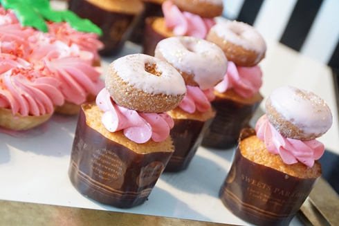 ヒルトン お台場 デザート ビュッフェ ブッフェ スイーツ いちご ホテル ホテルバイキング 食べ放題