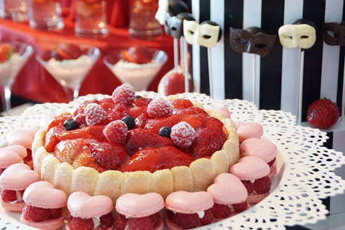 ヒルトン お台場 デザート ビュッフェ ブッフェ スイーツ いちご ホテル ホテルバイキング 食べ放題