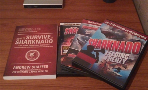 Twitterで10億人を襲った怪物映画「シャークネード」を一挙に振り返る