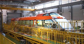 70000形製造の様子（塗装後）