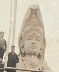 巨大観音像