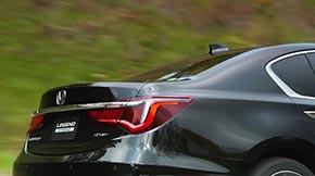 5代目「レジェンド」（リア）