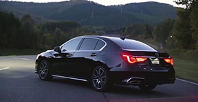 5代目「レジェンド」（リア）