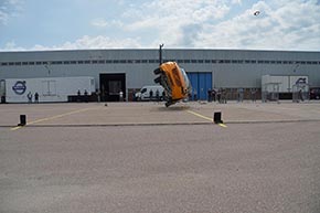 ボルボ「XC60」安全性能試験の様子