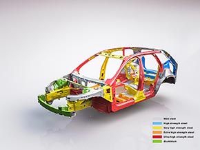 ボルボ「XC60」ボディ（詳細説明）