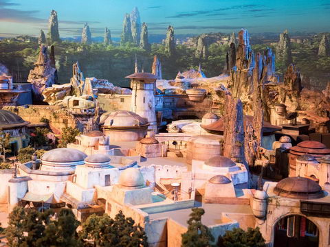 スター・ツアーズ