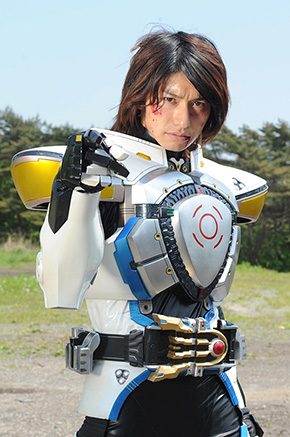 仮面ライダーキバ 紅音也 仮面ライダービルド 武田航平 仮面ライダーグリス