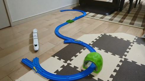 プラレール フローリング