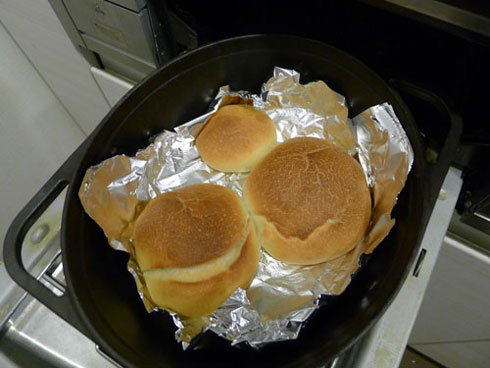 バンズが焼けたところ