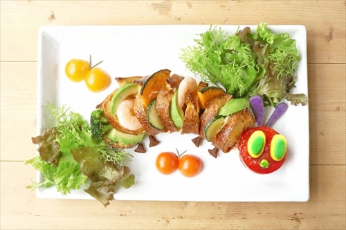 はらぺこあおむしカフェ