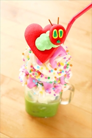 はらぺこあおむしカフェ