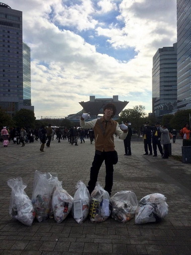 コミケ ごみ拾い 伊藤新