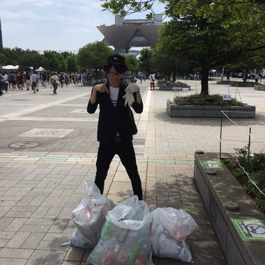 コミケ ごみ拾い 伊藤新