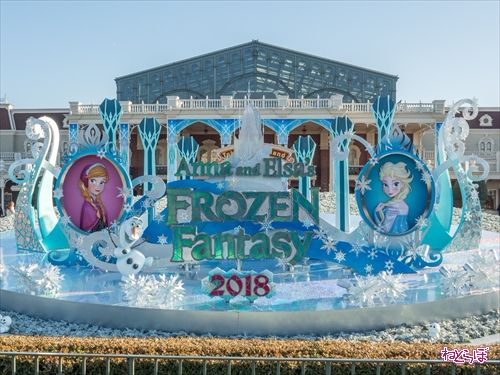 ダッフィーのアナとエルサのフローズンファンタジー