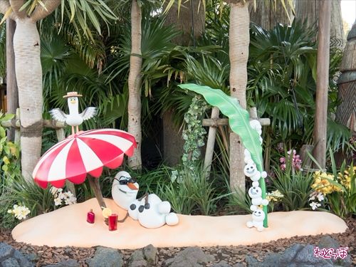 ダッフィーのアナとエルサのフローズンファンタジー