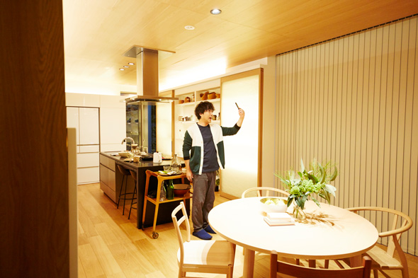 ムロツヨシ 石田ゆり子 夫婦