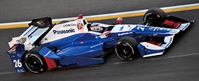 佐藤琢磨選手によるインディ500優勝マシン「Dallara DW12」。優勝した実走行マシンが展示される予定