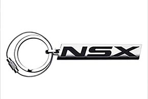 NSXのキーホルダーなどホンダ公式グッズも販売