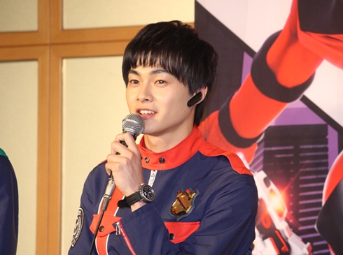 怪盗戦隊ルパンレンジャーVS警察戦隊パトレンジャー 伊藤あさひ 結木滉星 濱正悟 横山涼 工藤遥 奥山かずさ 温水洋一