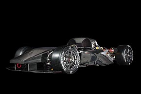 剥き出し状態もしびれるほどカッコイイ