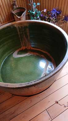 温泉 凍る 旅館 復旧 Twitter