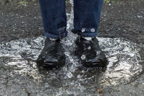 Rain Socks 靴の上からはく靴下 フットレインウェア クラウドファンディング