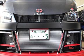 なんだかすごいパーツが付いているにも気が付きます