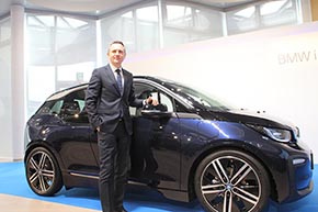 ビー・エム・ダブリューのペーター・クロンシュナーブル社長