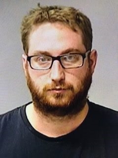 ゲームで腹を立て母親を射殺　米国で28歳男性、殺人容疑で逮捕
