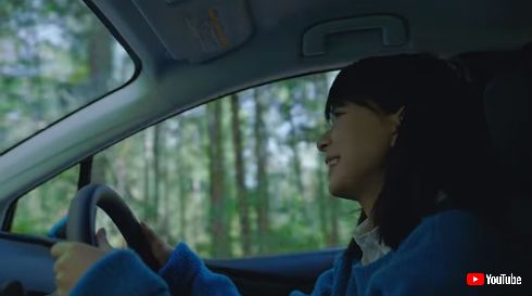 芳根京子　TOYOTA　T-Connect　自動車　CM