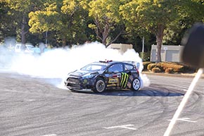 ケン・ブロック ドリフト オートサロン