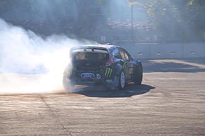 ケン・ブロック ドリフト オートサロン