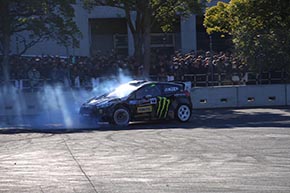 ケン・ブロック ドリフト オートサロン