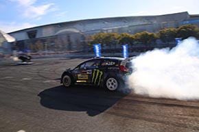 ケン・ブロック ドリフト オートサロン