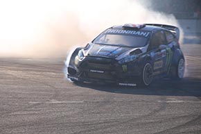 ケン・ブロック ドリフト オートサロン