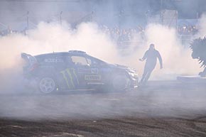 ケン・ブロック ドリフト オートサロン