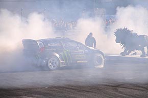 ケン・ブロック ドリフト オートサロン