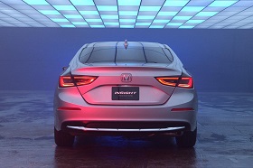 インサイト：リア