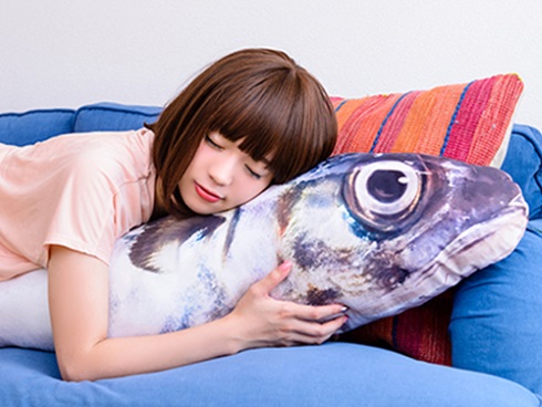 鯖 クッショ 巨大 180センチ ヴィレッジヴァンガード