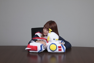 プレミアムバンダイ ガンダム クッション