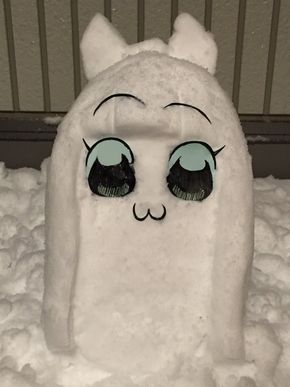 雪まつり　東京　都心　雪だるま　雪像　オブジェ　かまくら　2018