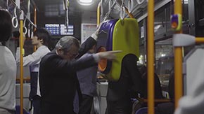 バスあるある「酔っ払って押せない」